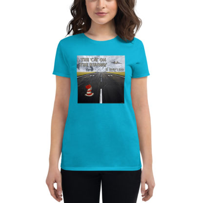 Eden's End 'The Cat On The Runway' Women's Short-Sleeve T-Shirt